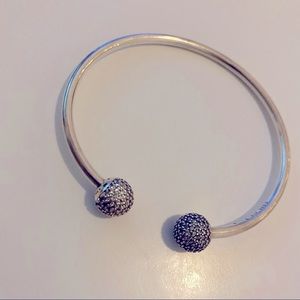Knock-off Pandora real silver bracelet